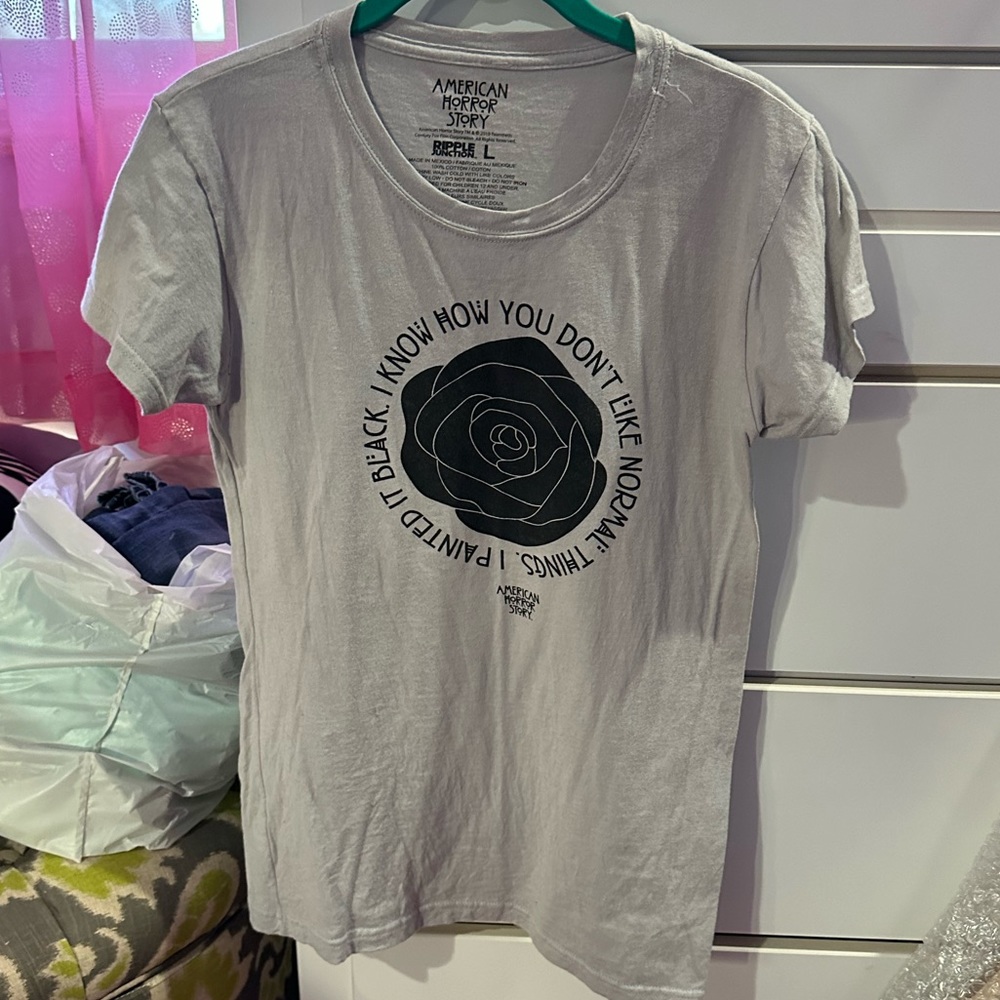 Hot Topic Tee